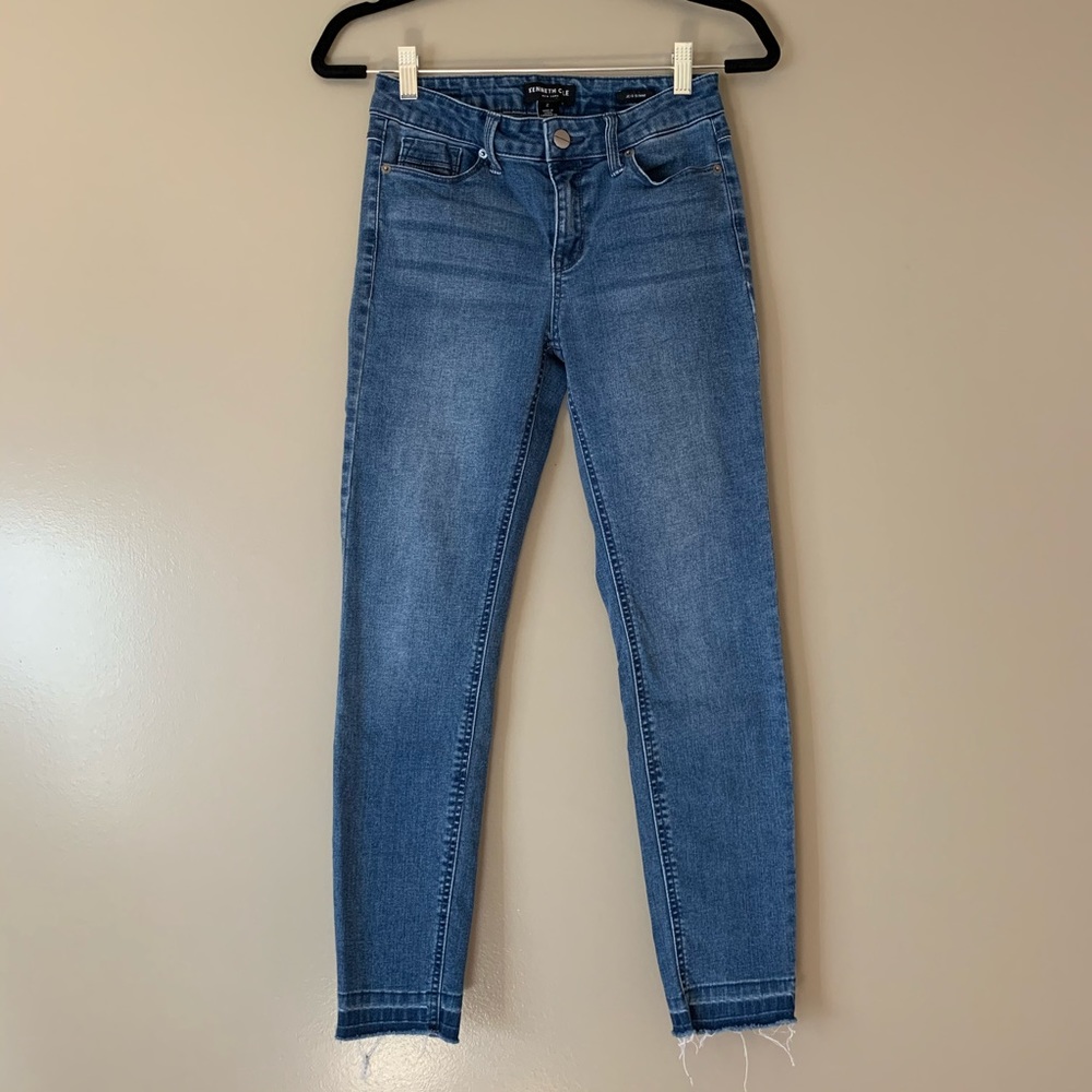 Kenneth Cole Jess Skinny Jean - Picture 5 of 8